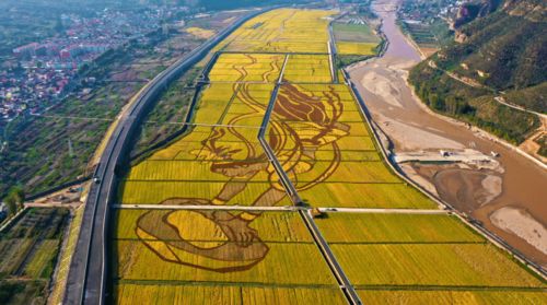 政府工作報告解讀 旅游景點(diǎn)建設(shè)與運(yùn)營的創(chuàng)新路徑與發(fā)展趨勢